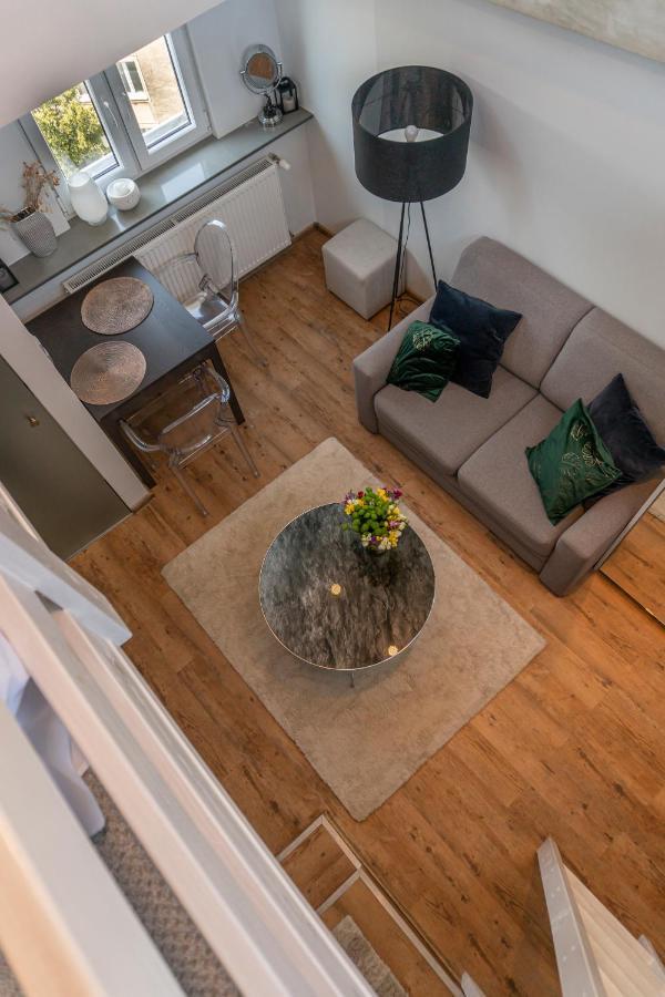 Warynskiego 9 - Piekna Panorama Miasta - Smart Tv 42 Cale - Wifi - Ekspres Kapsulkowy - W Pelni Wyposazona Kuchnia 华沙 外观 照片