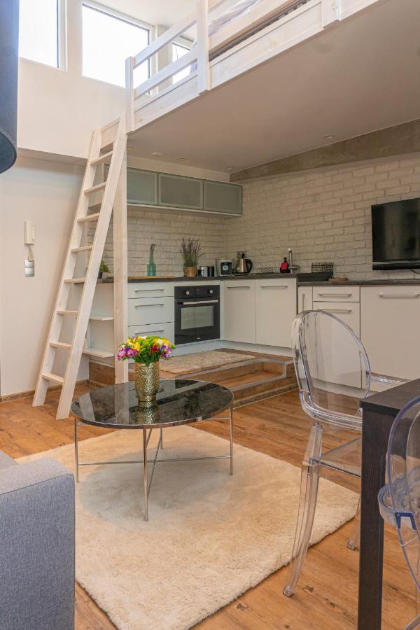 Warynskiego 9 - Piekna Panorama Miasta - Smart Tv 42 Cale - Wifi - Ekspres Kapsulkowy - W Pelni Wyposazona Kuchnia 华沙 外观 照片